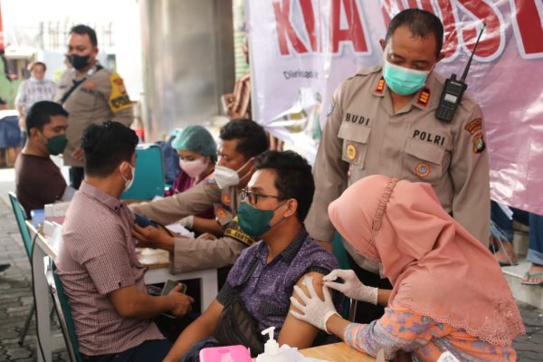 Polsek Sawah Besar Gencarkan Vaksinasi Booster bagi Masyarakat Umum