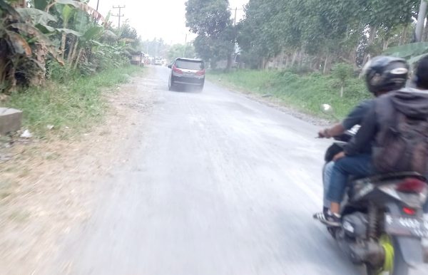 Jalan Way Ratai di Hotmix Usai Lebaran BMBK Lampung Minta Warga Bersabar