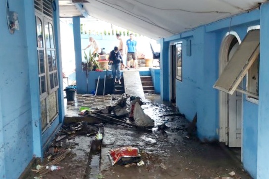 Banjir Jum’at Malam Porak-porandakan Kantor IWO Lampung