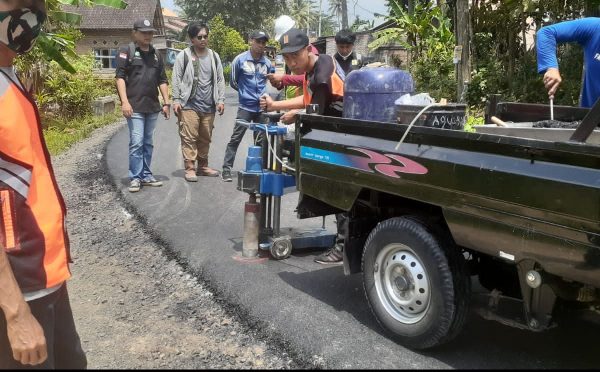 Proyek Jalan Sebesar 5,8 M Didua Kecamatan Lamsel Diduga Akan Main Sulap