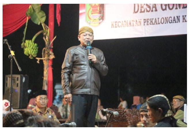 Dawam Rahardjo Hadiri Ulangtahun Desa Gondang Rejo Kecamatan Pekalongan