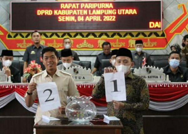 Paripurna DPRD Lampung Utara Tetapkan Ardian Sputra dan William Mamora Calon Wakil Bupati