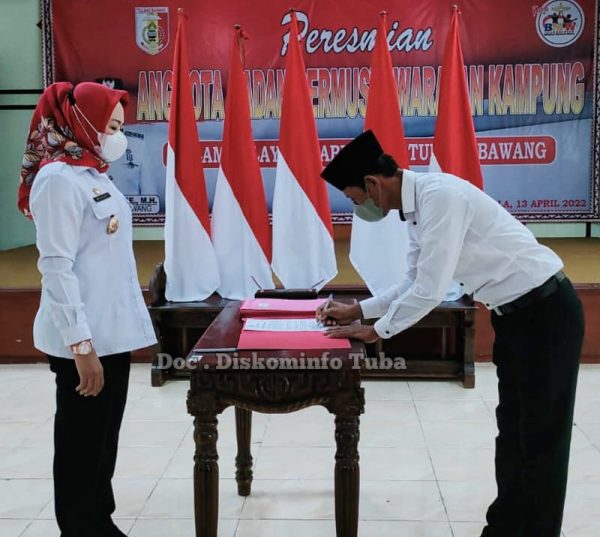 Winarti Lantik dan Ambil Sumpah Jabatan BPK se-Tulang Bawang