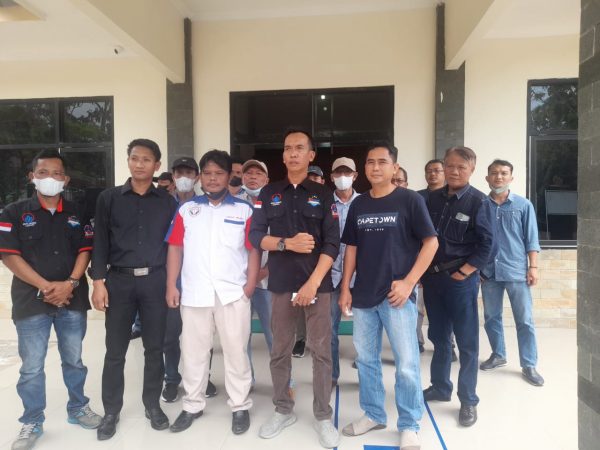 Puluhan Rekanan Protes Dugaan Kongkalikong Tender Dinas PUPR Lampung Selatan