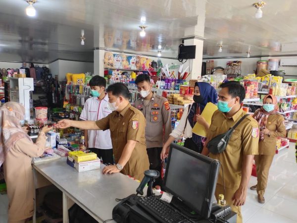 Sidak di Toko, Polsek Penawartama Bersama Instansi Terkait Temukan Produk Kadaluwarsa