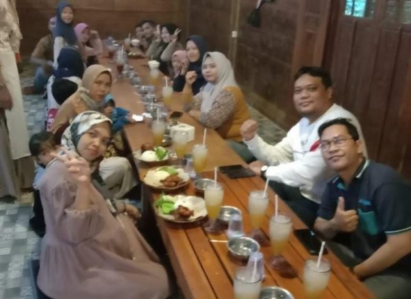 Alumni SMP Trikora Berkumpul Ramadhan Mengenang Masa Sekolah 17 Tahun Tak Berjumpa