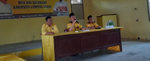 Jelang Lebaran dan Pemilu Serentak 2024 Partai Golkar Lambar Distribusikan Paket Bagi Pengurus