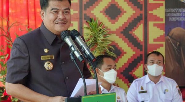 Bupati Lamteng Launching Penyaluran BTPKLWN dari Pemerintah Pusat Melalui TNI 