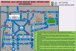 Amankan Unjukrasa Polda Metro Jaya Alihkan Jalur Lalulintas