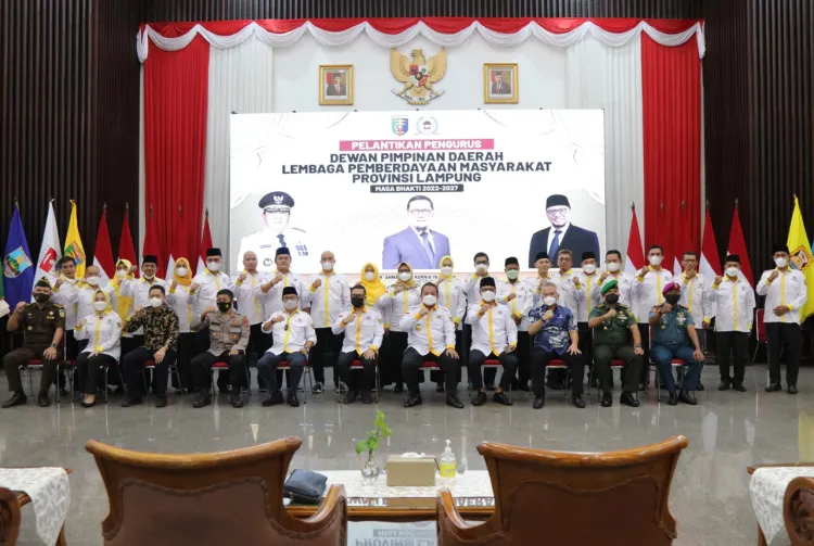 Pelantikan DPD LPM Lampung, Arinal Minta Majukan Desa dengan Program Unggulan Desa Berjaya