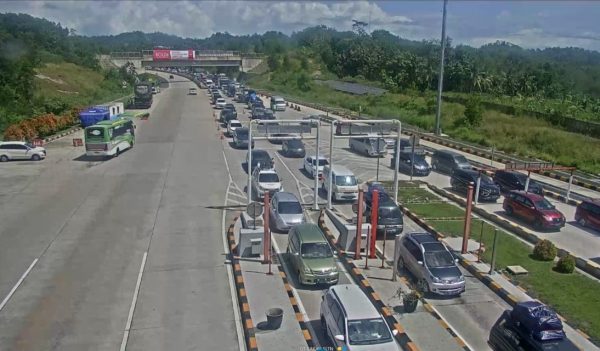 H-3 Lebaran Hampir 18 Ribu Mobil Masuk Jalur Tol Lampung