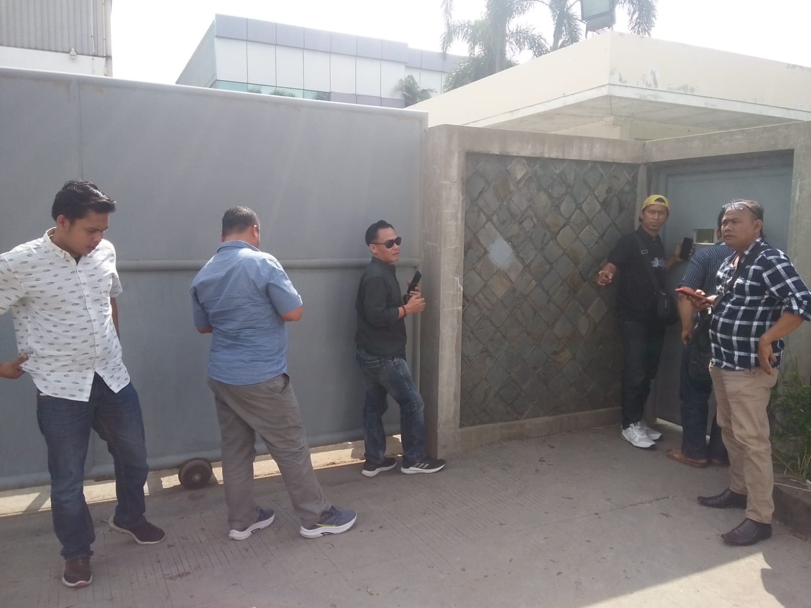 Diduga PT Xiang Wang Indonesia Menyimpan dan Mengolah Raw Material dari Tambang Ilegal