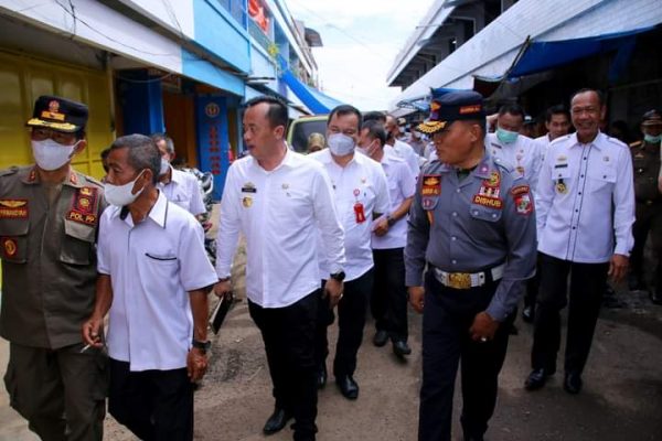 Rombongan Pejabat Pemkab Lampura Tinjau Pasar Pagi Kotabumi