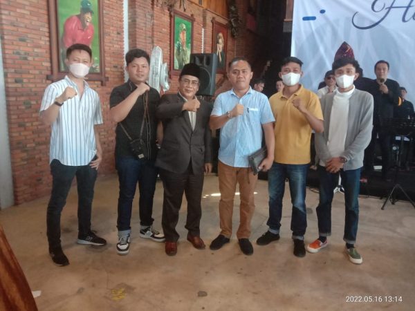 Bey Sujarwo Didukung Senior dan Yunior Jadi Ketua Peradi