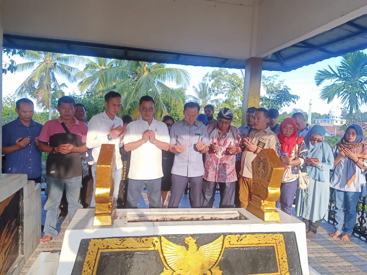 Gerak Cepat DPC Demokrat Lamsel Gelar Rapat Calon Pengurus dan Ziarah Makam Radin Inten II