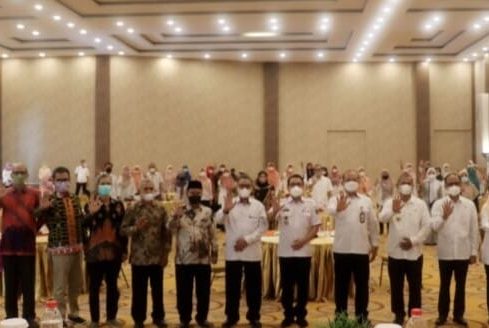 Wahdi Keynote Speaker Manajemen Stuting di Kota Metro