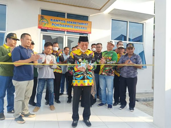 Resmikan Embung Albert Simpang Mesuji Saply TH Pastikan Pemda Akan Tindak Tegas Pencuri Aset