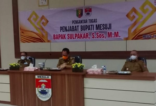 Rapat Perdana Sulpakar Dapat Laporan Sekda Kondisi Pemkab Mesuji