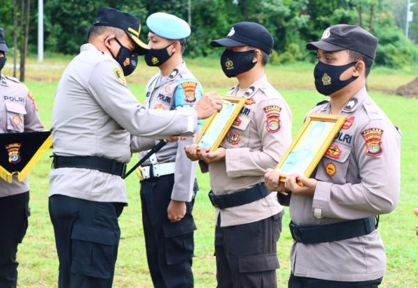 Kapolda Pecat Tiga Oknum Polisi Narkoba dan Disersi di Polres Tulang Bawang Barat