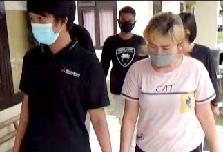 Mantan Bu Kades Digerebek Pesta Sabu Dengan Dua Brondong, Dapat Barang Dari Orang Kotabumi?