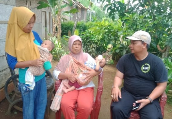 Bayi Kembar Asal Way Ilahan Prematur dan Miliki Kelainan Keluarga Butuh Uluran Dermawan