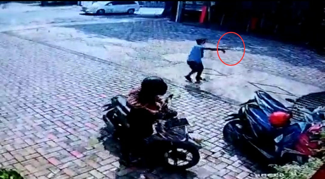 Todong Pistol dan Terekam CCTV, Aksi Maling Gagal Malah Viral