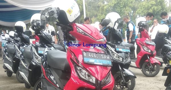 Solusi Bebas Emisi, PLN Gelar Touring Motor Listrik