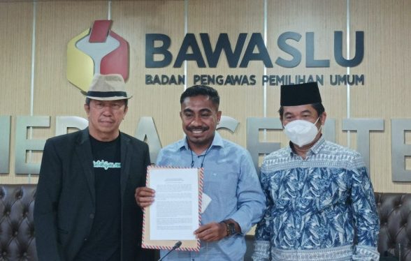 Tiga Lembaga Masyarakat Laporkan Zulkifli Hasan Ke Bawaslu