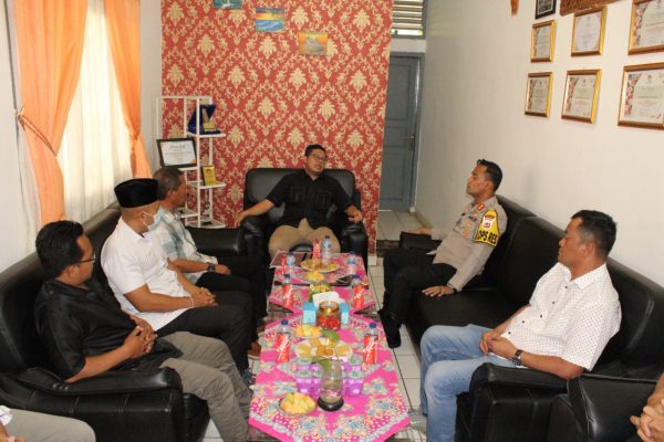 Kapolres Way Kanan Kunjungi KPU Harapkan Sinergi Maksimal