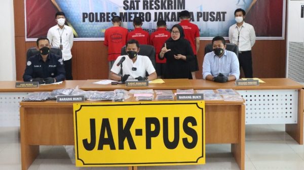 Kenal via Medsos, Seorang Pengusaha Souvenir disekap dan dianiaya di Apartemen Park Menteng Jakpus