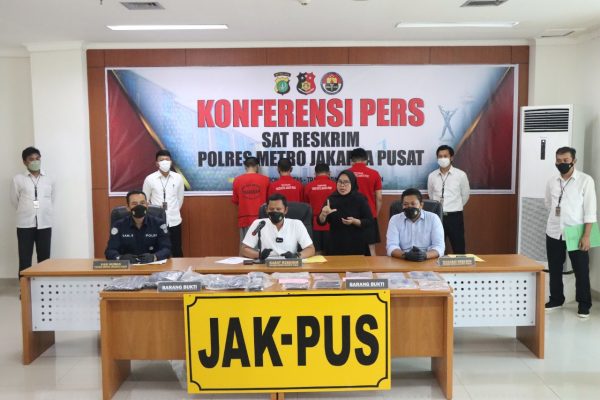 Lolos Pemeriksaan X-Tray Polres Jakpus Ciduk Pengedar Sabu Lintas Daerah di Bandara Soetta