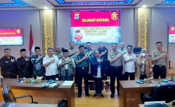 Diskusi Panel Peserta Sespimti Dikreg ke-31 Tahun 2022 di Polda Lampung