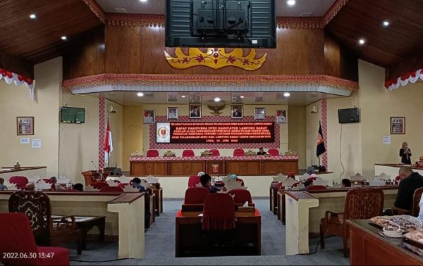 Tunda-Tunda PAW Maspajoni DPRD Lambar Dianggap Tak Hormati SK Gubernur dan Surat Bupati