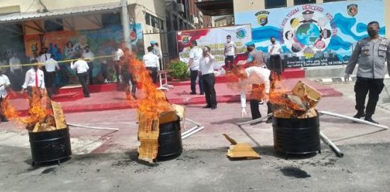 Polda Lampung Musnahkan BB Narkotika dari Hasil 15 Tersangka