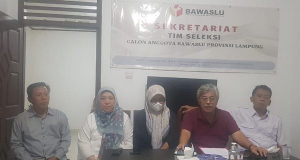 Adik Kandung Ketua Bawaslu Lampung Bersama 11 Calon Anggota Bawaslu Lampung Lolos Tes Tertulis dan Psikologi