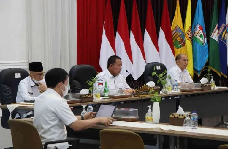 Gubernur Arinal Ikuti Pembahasan Revitalisasi TMII dan Evaluasi Anjungan Milik Pemprov Bersama Kemensetneg