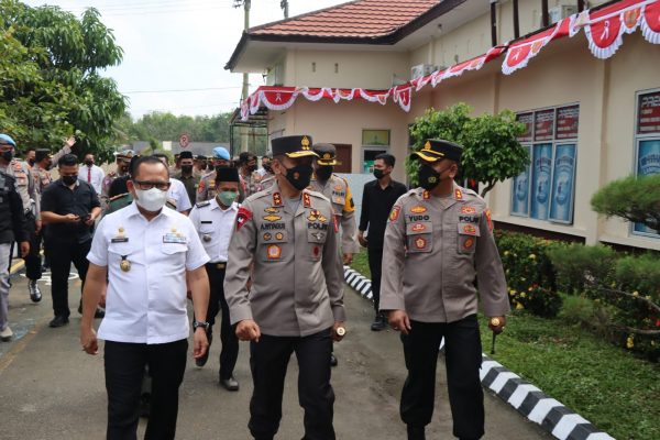 Kunjungi Mesuji dan Tulang Bawang Kapolda Ingatkan Anggota Tidak Terlibat Mafia Tanah, Pembinaan Rohani dan Jaga Inventaris Polri