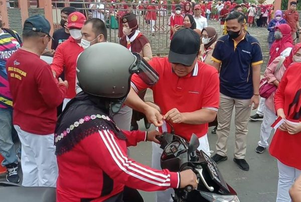 Sambut HUT ke-77 RI, Pemkot Metro Bagi Bendera