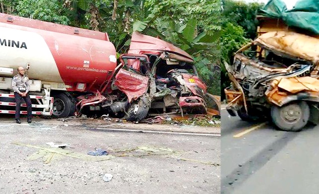 Truk Tangki Pertamina Adu Kambing Dengan Truk Batu Bara di Lampung Utara Pengendara Motor Tewas Terjepit