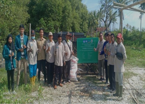 Unila Penguatan PKM Pokdarwis Ekowisata Hutan Mangrove di Desa Margasari