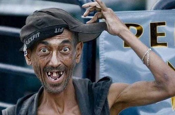 Nunggu Anak Pulang Sekolah Wanita di Bacok Celurit Orang Dengan Ganguan Jiwa di Sribawono