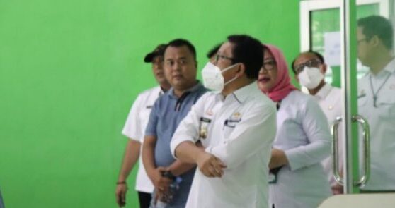 Wahdi Tinjau 3 SMPN di kota Metro Pastikan Pembangunan Mengutamakan Fungsi