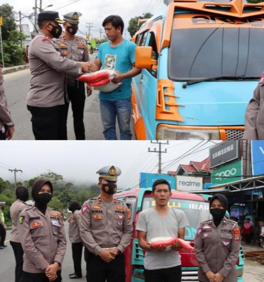Polres Lambar Bakti Sosial Bagi-bagi Sembako