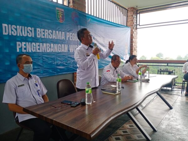 Diskominfotik Lampung Bahas Pengembangan Wisata Hutan Bersama Penggiat Medsos