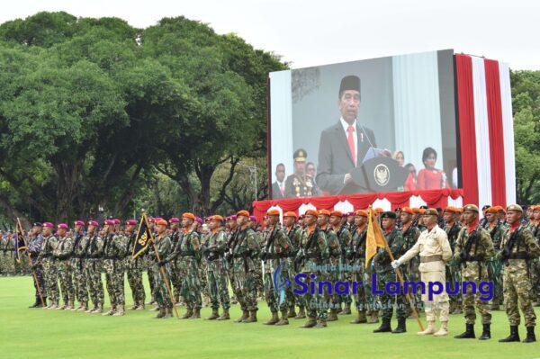 Dirgahayu 77th TNI Jokowi Ajak Prajurit dan Polri Sinergi Sukseskan Agenda Nasional