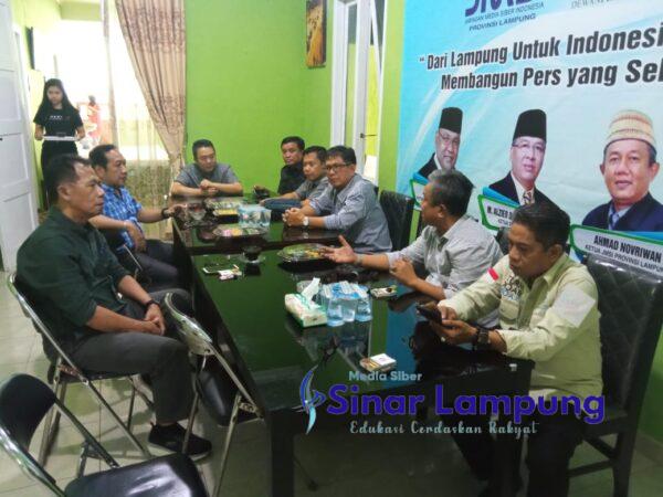 Kunjungi Rumah Siber JMSI Lampung Rektor UTB Dr Achmad Moelyono Ajak Kolaborasi Cerdaskan Bangsa