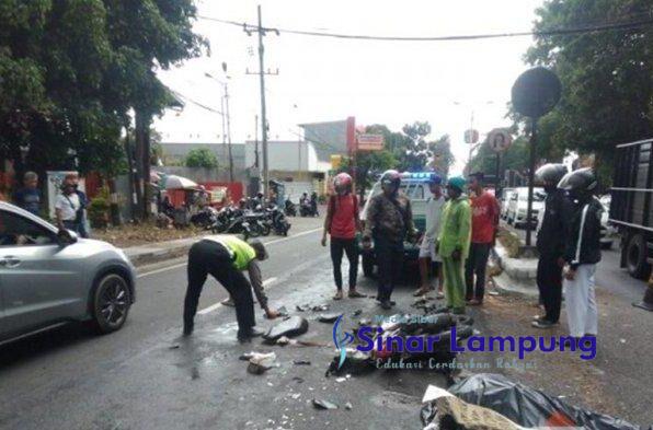 Anggota TNI-AD dan Istri Tewas di Tabrak Mobil Yang Dikemudikan Putrinya