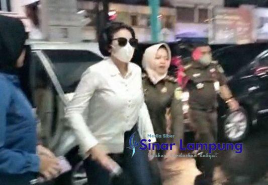 Nikita Mirzani Dilaporkan Ke Polda Metro Jaya