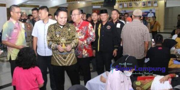 Wabup Ardian Apresiasi Kegiatan Donor Darah IKS dan IKAPA Pada HUT Ke-76 Lampura