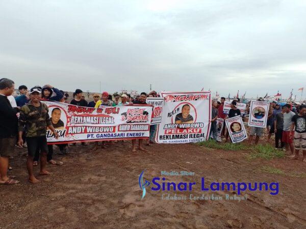 Bosan Dibohongi, Ratusan Nelayan Demo PT Gandasari Energy Minta Andi Wibowo dan David Rahardian Ditangkap Terkait Reklamasi Ilegal